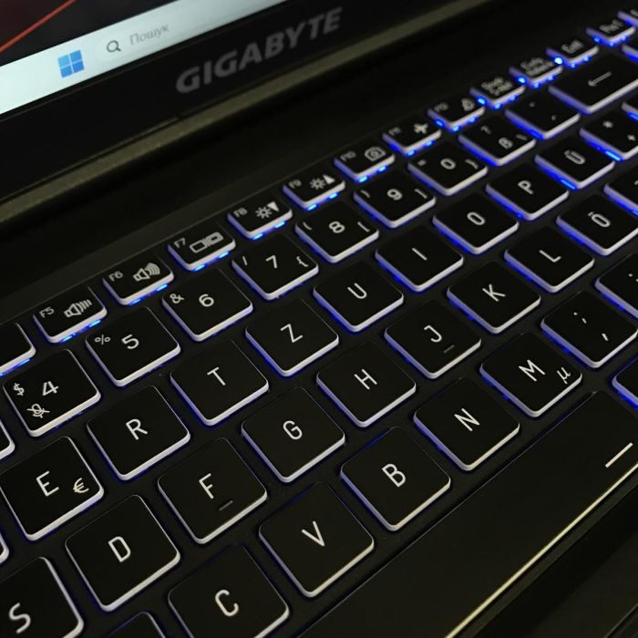 Ноутбук Gigabyte G5 KF5 144Hz i7-13620H/16GB/1TBSSD/RTX4060-8GB Б/В