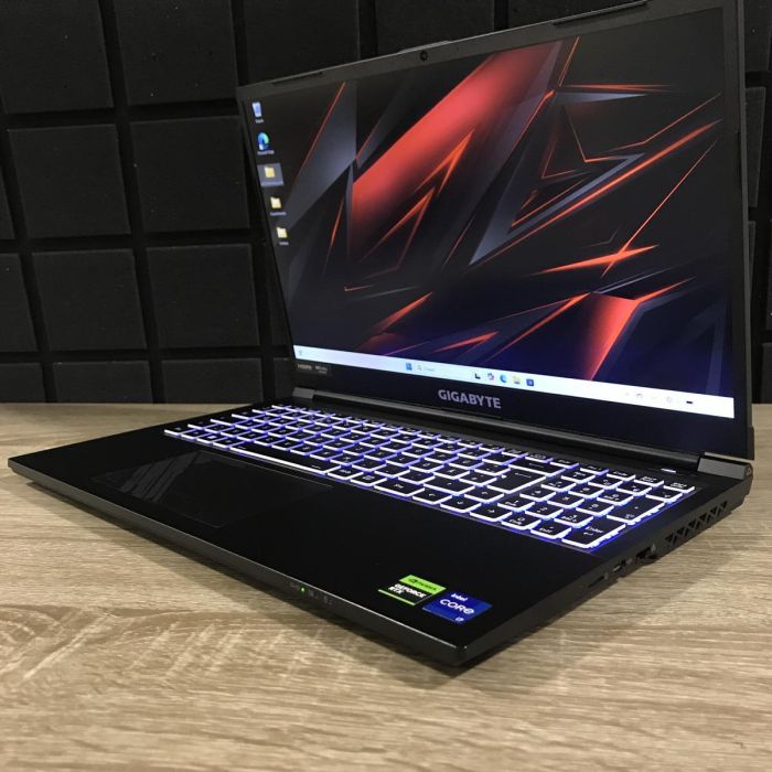 Ноутбук Gigabyte G5 KF5 144Hz i7-13620H/16GB/1TBSSD/RTX4060-8GB Б/В