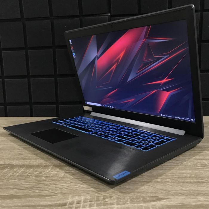 Ноутбук Lenovo IdeaPad L340-17IRH 17,3" i5-9300H/16GB/256SSD/GTX1050-3GB Б/В