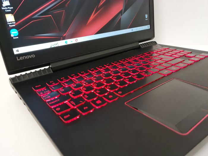 Lenovo Legion Y520 i5-7300HQ 16Gb 240SSD GTX1060-3Gb Б/В