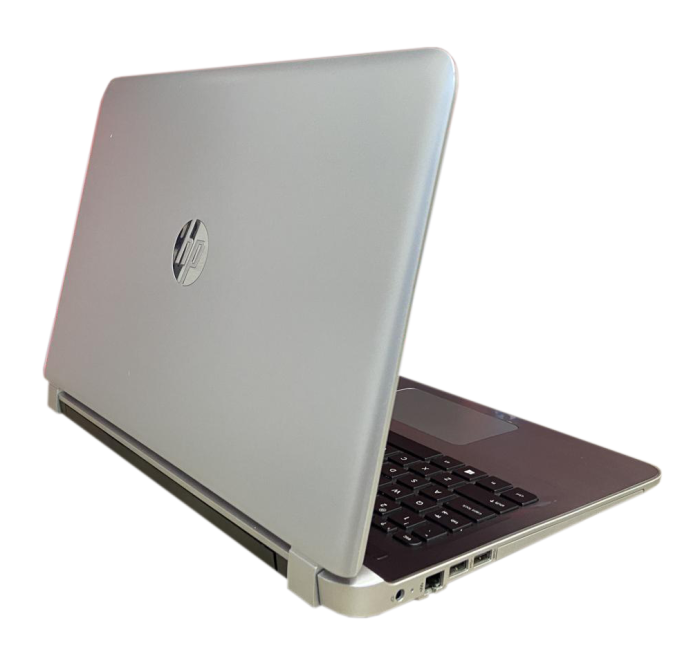 Ноутбук HP Pavilion 15 i5-5200U 8Gb 512Gb SSD Nvidia 940M-2Gb Б/В