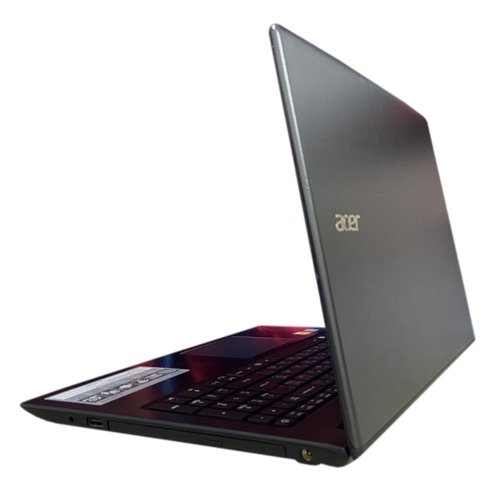 Ноутбук Acer Aspire E5-576 i5-8250U 12Gb 128Gb SSD 500Gb HDD Nvidia MX150-2Gb Б\В