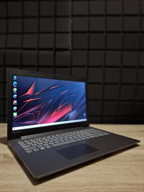 Ноутбук Lenovo IdeaPad 320-15IKB I3-7130U/8GB/120SSD+1TB HDD/Nvidia 940MX 2GB Б/В