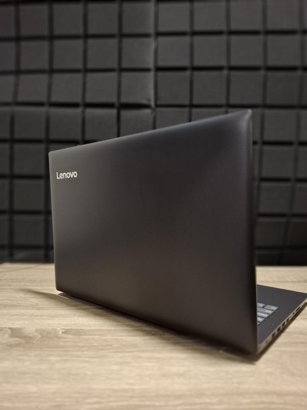 Ноутбук Lenovo IdeaPad 320-15IKB I3-7130U/8GB/120SSD+1TB HDD/Nvidia 940MX 2GB Б/В