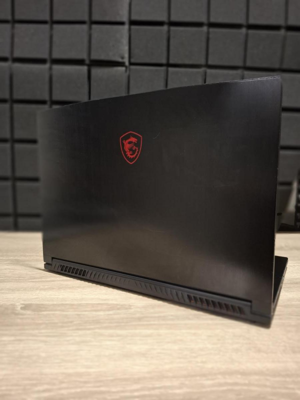 Ноутбук MSI Thin 15 144Hz i5-10500H/16Gb/512SSD/Nvidia RTX3060-6Gb Б/В