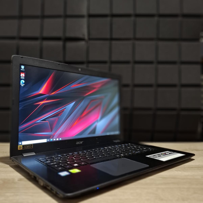 Ноутбук Acer E5-774G 17.3" i5-7200U/8Gb/256SSD/Nvidia 940MX-2Gb Б/В