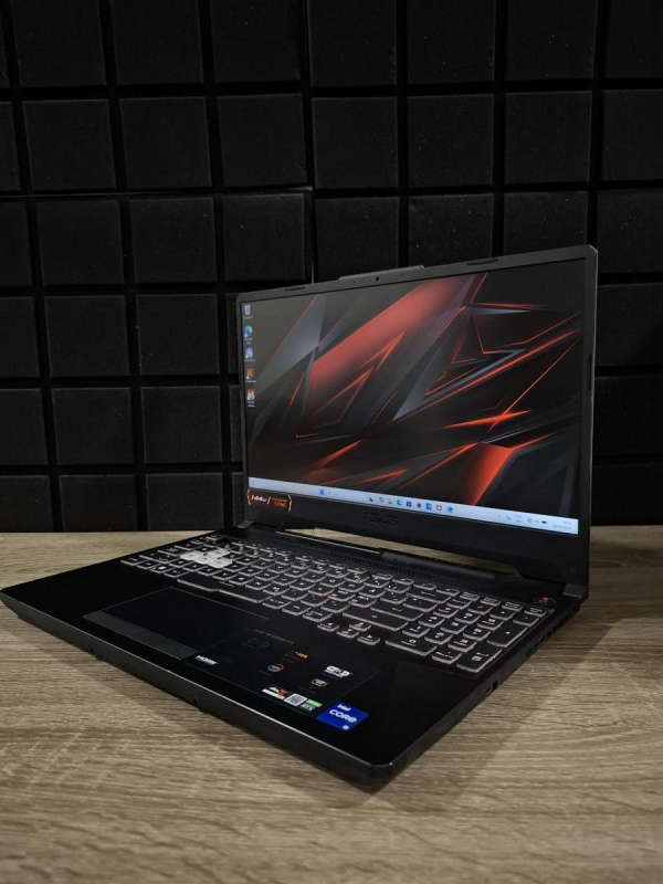 Ноутбук ASUS TUF Gaming F15 144Hz i5-11400H/16GB/512SSD/RTX3050-4GB Б/В