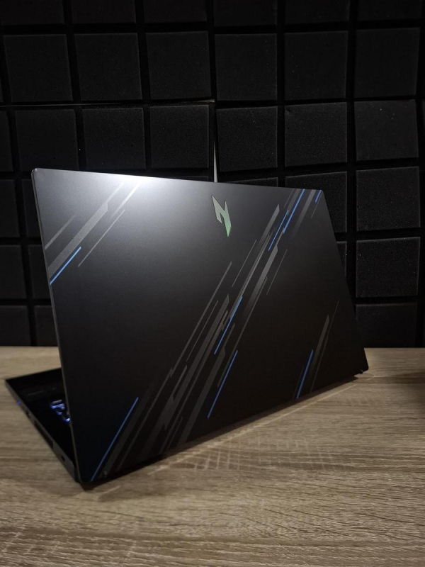 Ноутбук Acer Nitro V15 144Hz i5-13420H/16GB/512SSD/RTX2050-4GB Б/В