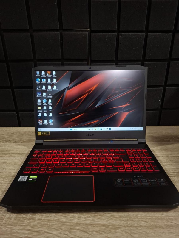 Ноутбук Acer Nitro 5 AN515-55-58M3 144Hz i5-10300H/16GB/512SSD/GTX1650TI-4GB Б/В