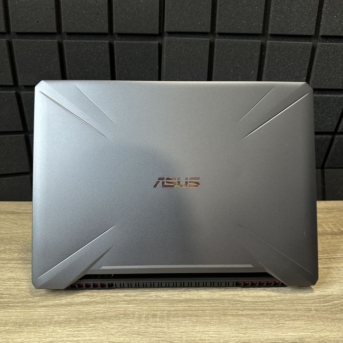Ноутбук Asus Tuf FX505DV 120Hz Ryzen 7 3750H/8GB/256SSD/RTX2060 (Ор.Кор) Б/В