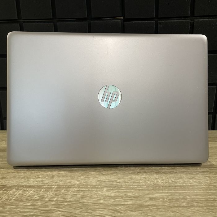 Ноутбук HP 250 G7 i5-8265U/8GB/120SSD/MX110-2GB Б/В