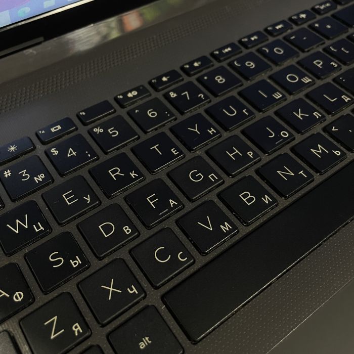 Ноутбук HP 250 G7 i3-7020U/8GB/256SSD/MX110-2GB Б/В