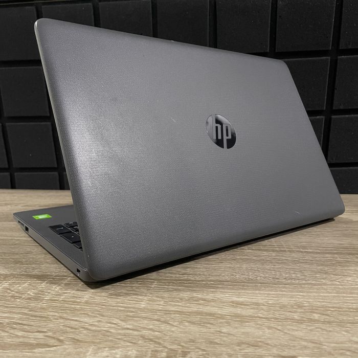 Ноутбук HP 250 G7 i3-7020U/8GB/256SSD/MX110-2GB Б/В