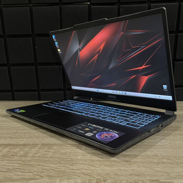 Ноутбук MSI CYBORG 15 A13V 144Hz I7-13620H/16GB/1TBSSD/RTX4060-8GB Б/В