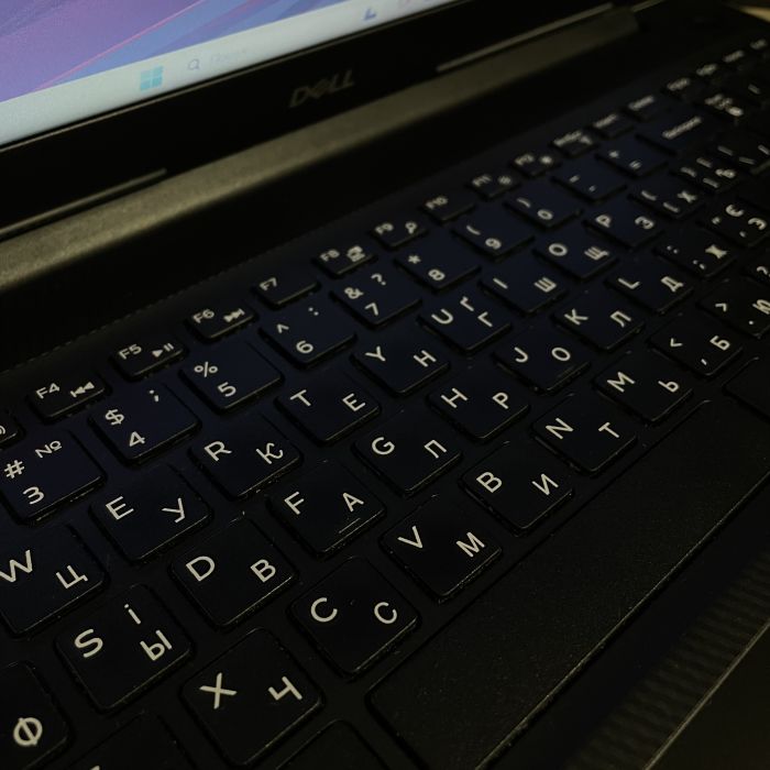 Ноутбук DELL Inspiron 3593 I5-1035G1/8GB/256SSD/Intel Б/В