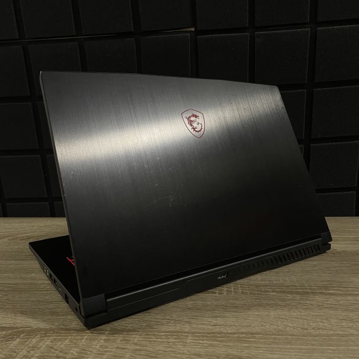 Ноутбук MSI GF63 12VE 144Hz i5-12450H/16GB/512SSD/RTX4050-6GB Б/В
