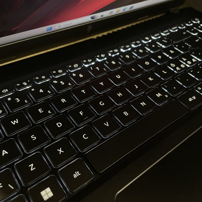Ноутбук Acer Nitro V15 165Hz Ryzen 5 6600H/16GB/512SSD/RTX3050-6GB Б/В