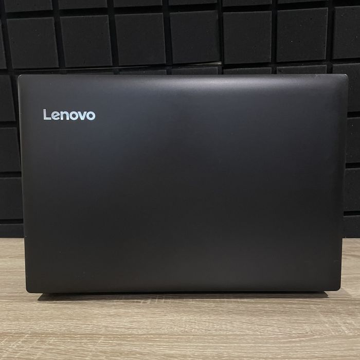 Ноутбук Lenovo IdeaPad 330-15IKB I3-7020U/8GB/256SSD/MX150-2GB Б/В