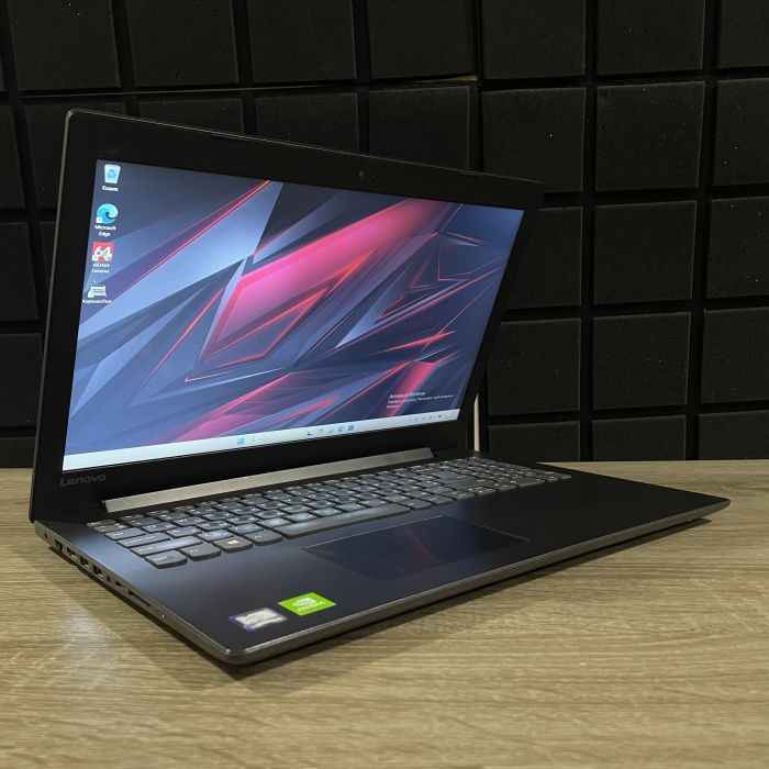 Ноутбук Lenovo IdeaPad 330-15 I3-7020U/8GB/256SSD/MX150-2GB Б/В