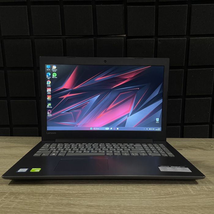 Ноутбук Lenovo IdeaPad 330-15IKB I5-8250U/8GB/128SSD+1TBHDD/MX150-2GB Б/В