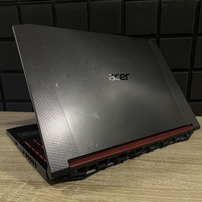 Ноутбук Acer Nitro AN515-54 120Hz I5-9300H/16GB/512SSD/GTX1660TI-6GB Б/В