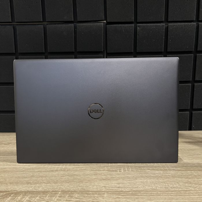Ноутбук Dell Vostro i7-11800H/16GB/512SSD/RTX3050-4GB Б/В
