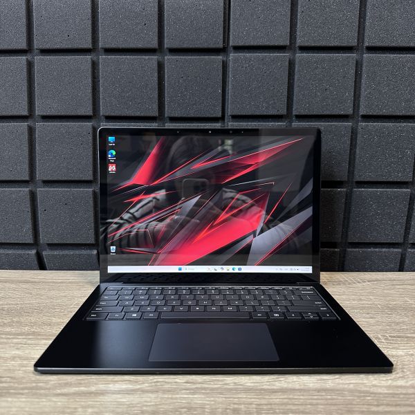 Ноутбук сенсорний Microsoft Surface i5-1035G7/8GB/256SSD/IrisPlusGraphics Б/В