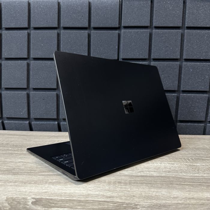 Ноутбук сенсорний Microsoft Surface i5-1035G7/8GB/256SSD/IrisPlusGraphics Б/В