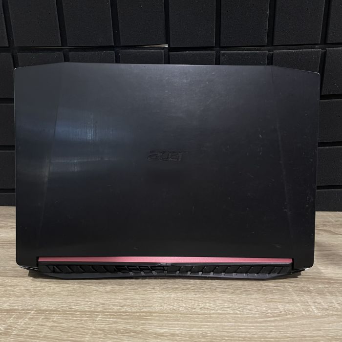 Ноутбук Acer Nitro AN515-31 I5-8250U/8GB/256GBSSD/MX150-2GB Б/В