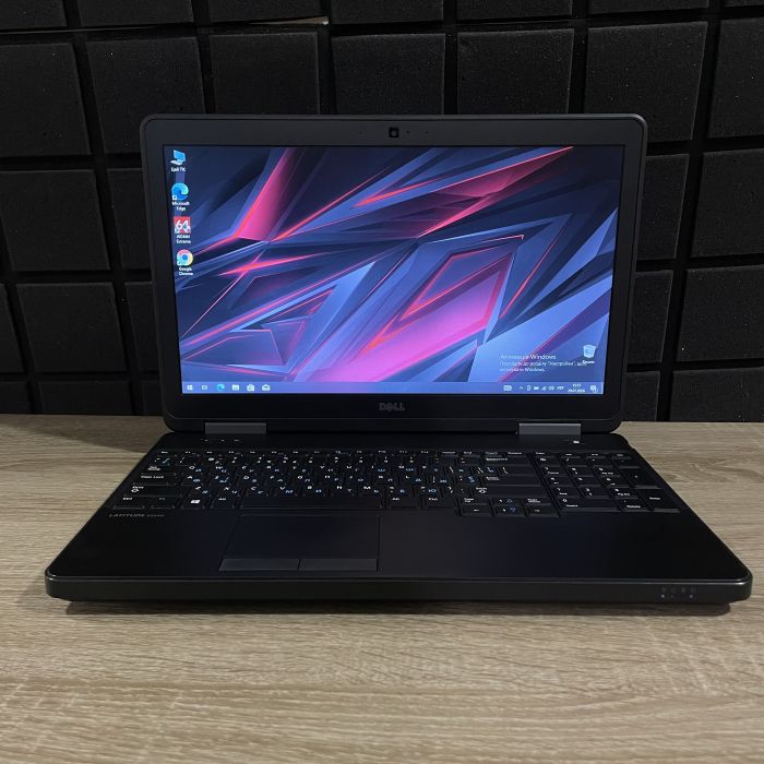 Ноутбук Dell E5540 i3-4030U/8Gb/128SSD/Intel HD Б/В