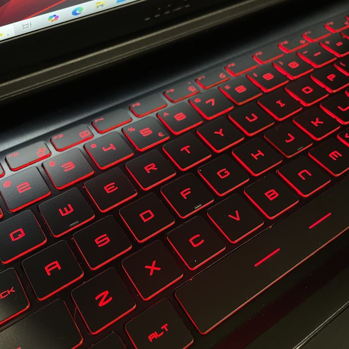 Ноутбук MSI GF65 Thin 10UE 144Hz I5-10500H/16GB/512GB SSD/RTX3060-6GB Б/В