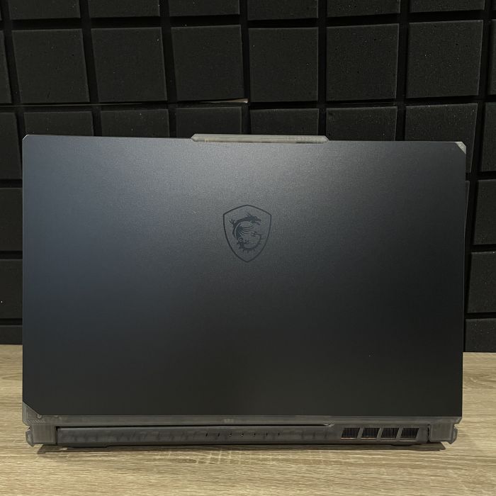 Ноутбук MSI Cyborg 15 A12VE 144Hz I5-12450H/16GB/512SSD/RTX4050-6GB Б/В