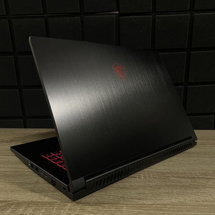 Ноутбук MSI GF65 Thin 10SDR 144Hz I5-10200H/16GB/1TBSSD/GTX1660TI-6GB Б/В