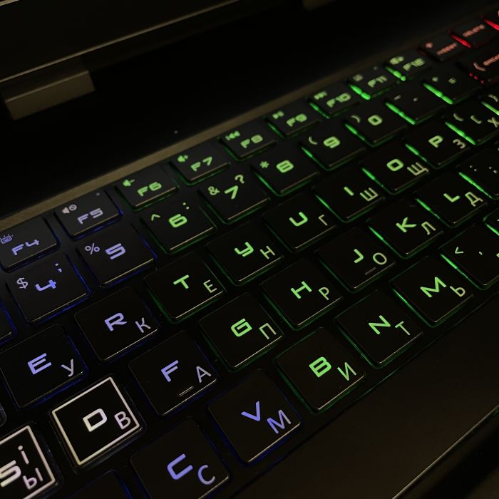 Ноутбук HP Omen 15 144Hz I7-10750H/16GB/512SSD/RTX2060-6GB Б/В