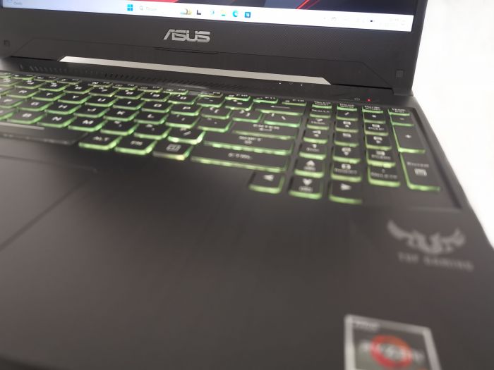 Ігровий ноутбук Asus Tuf FX505D Ryzen 7 3750H 16Gb 512 SSD + 750 HDD  NVIDIA GeForce GTX 1660 Ti Б/В