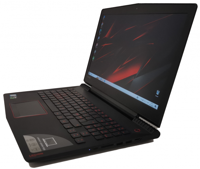 Ігровий ноутбук Lenovo Y520 i5-7300HQ 8Gb 500Gb SSD GTX1050-2Gb