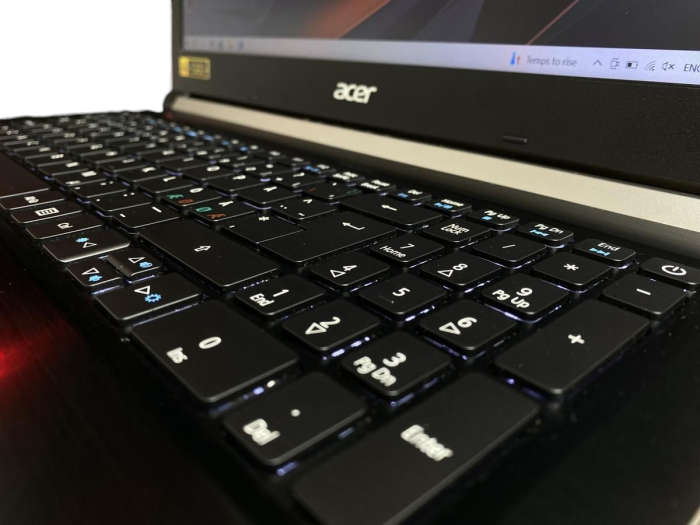ноутбук Acer Aspire A715-71G I5-7300HQ 8 GB SSD 256 GB GTX 1050 Б/В