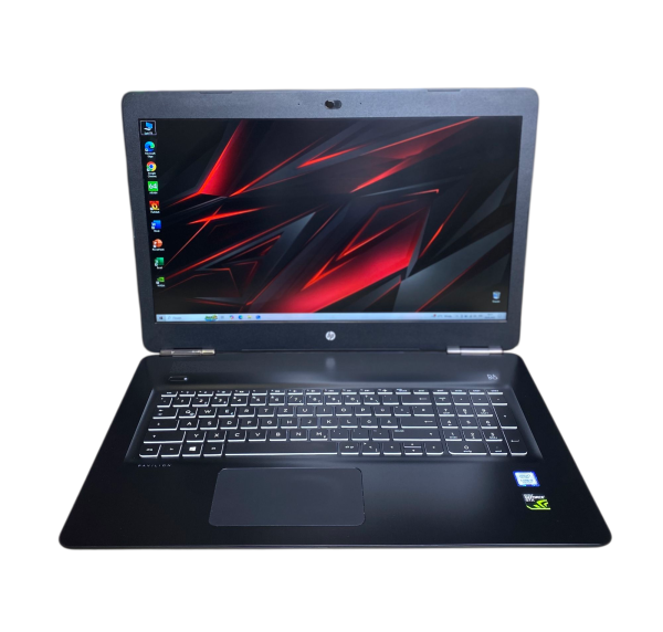 Ноутбук HP Pavilion 17.3" i5-7200U/12Gb/128SSD+1Tb/GTX1050-2Gb Б/В
