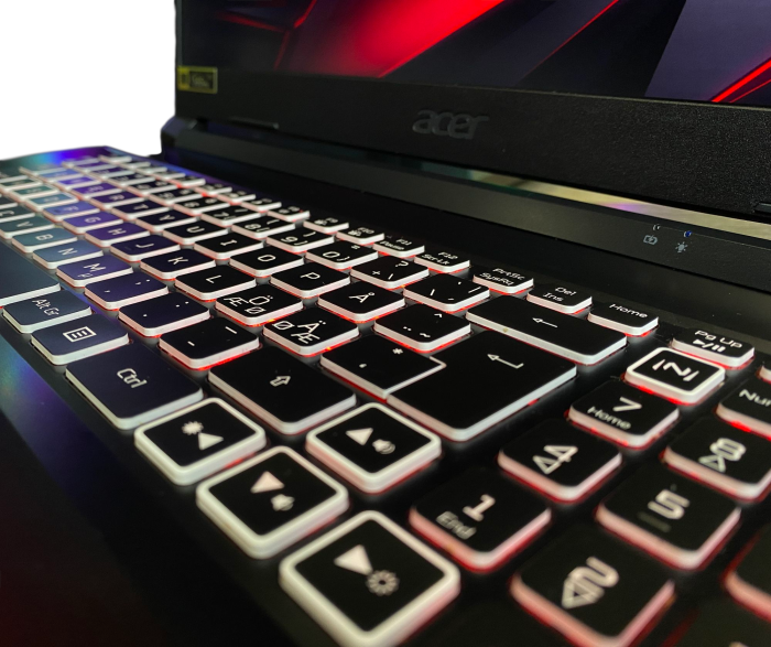 Ноутбук Acer Nitro 5 17.3" Ryzen 7 5800H/16Gb/1Tb SSD/RTX3070-8Gb Б/В