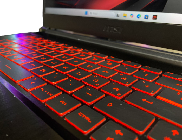 Ноутбук MSI G65 144Гц i7-9750H 8Gb 512SSD RTX2060-6Gb Б/В
