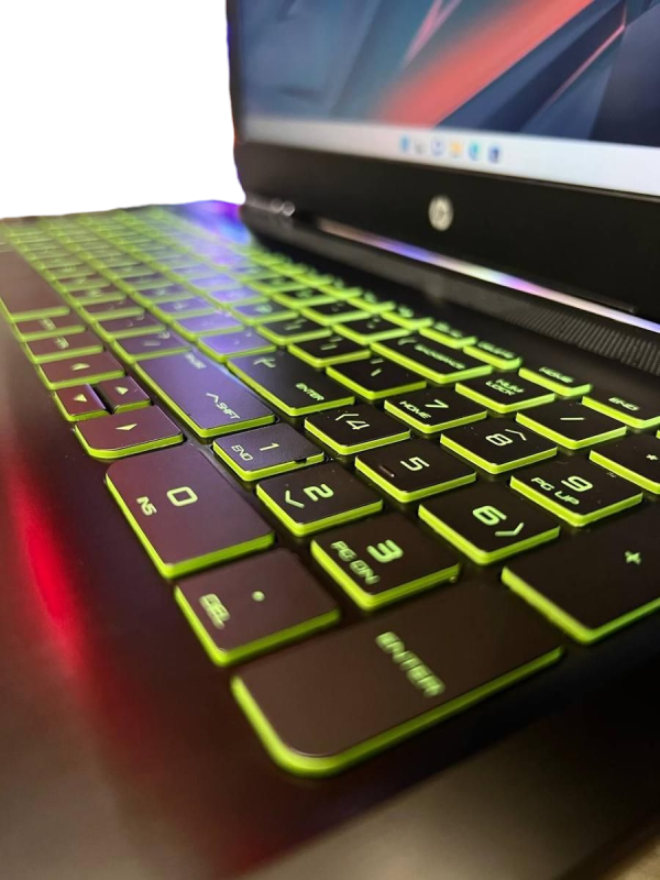 Ноутбук HP Pavilion Game i5-8300H/8Gb/256SSD/GTX1050-4Gb Б/В