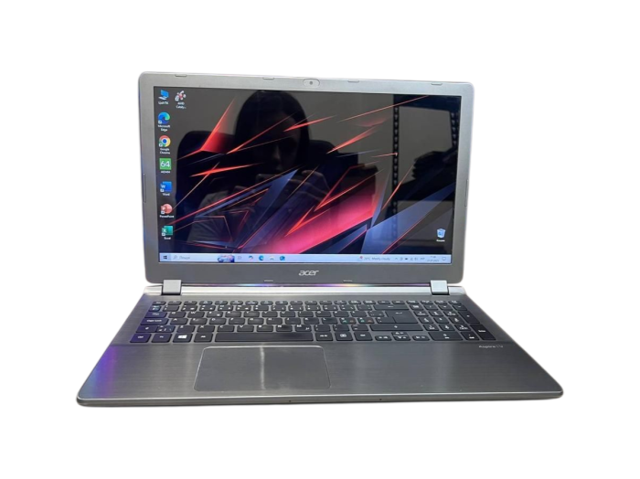 Ноутбук Acer Aspire V5 A10-5757M/8Gb/120SSD/Radeon HD 8650G Б/В