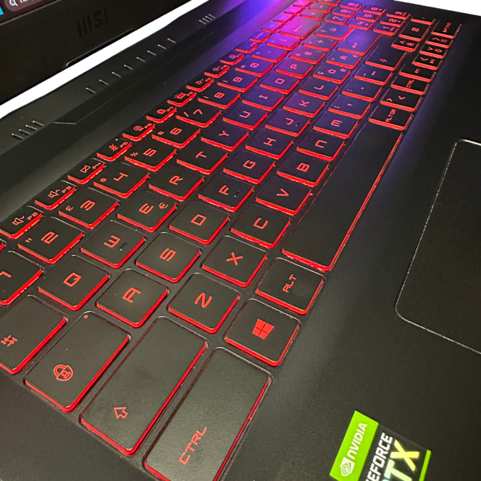 Ноутбук MSI Katana 144Hz i7-11800H/16Gb/512SSD/RTX 3050 Б/В