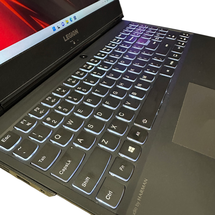 Ноутбук Lenovo LEGION i5-8300H/8Gb/250SSD/GTX1050Ti-4Gb Б/В