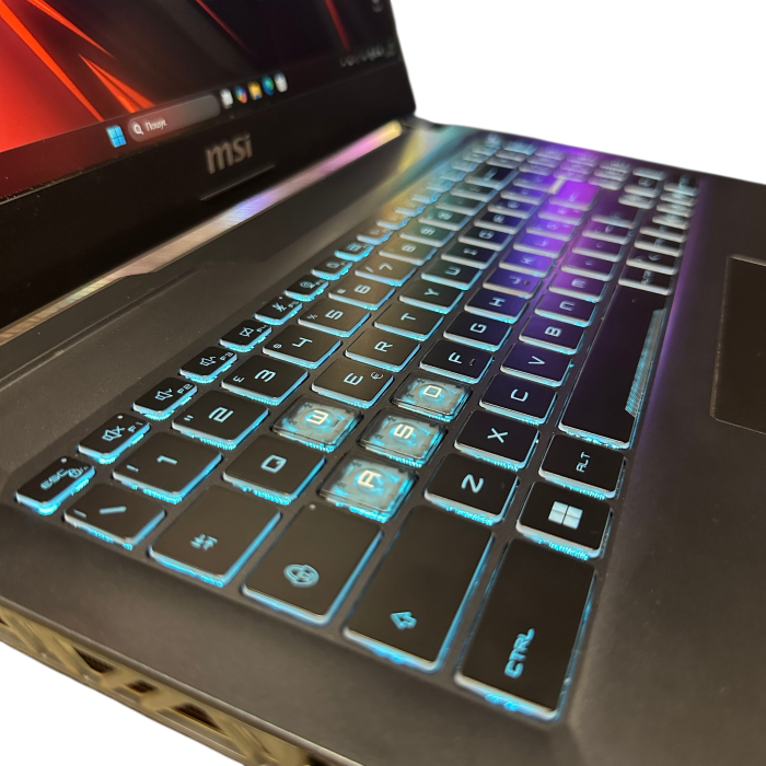 Ноутбук MSI Cyborg 15 144Hz i7-13620H/16Gb/1Tb SSD/RTX4060 Б/В