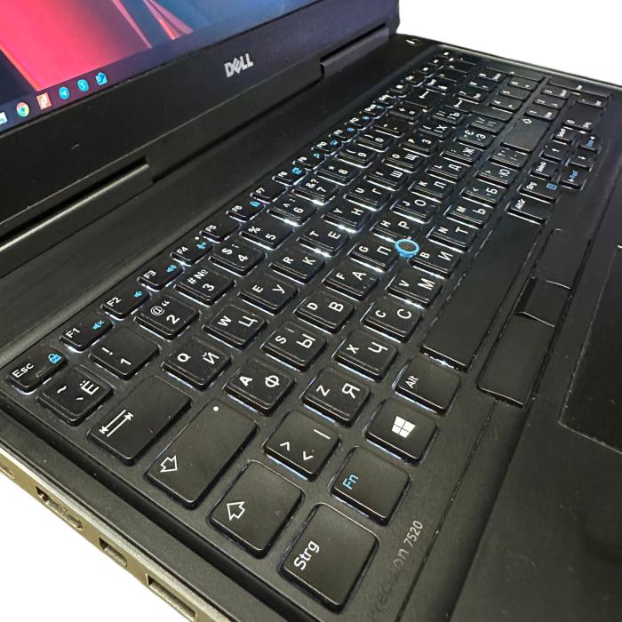 Ноутбук DELL 7520 i7-6920HQ/16Gb/512SSD/Nvidia Quadro M1200-4Gb Б/В