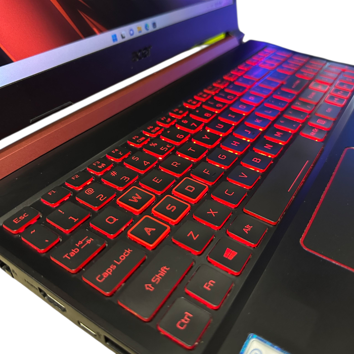 Ноутбук Acer Nitro 5 i5-8300H/8Gb/256SSD/Nvidia GTX1050-4Gb Б/В