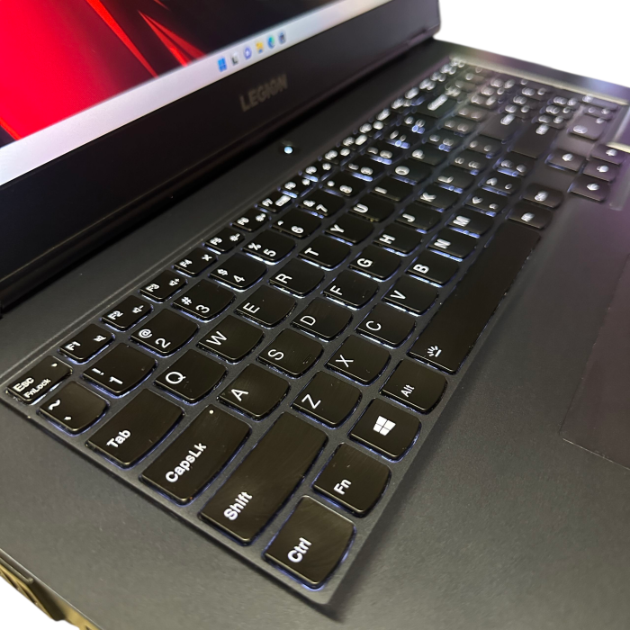 Ноутбук Lenovo Legion 5 17.3" 144hz Ryzen 7 5800H/16Gb/512SSD/RTX3060 Б/В