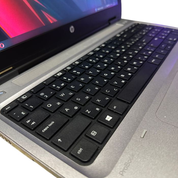 Ноутбук HP 650 G2 i5-6300U/8Gb/256SSD/Intel HD Б/В