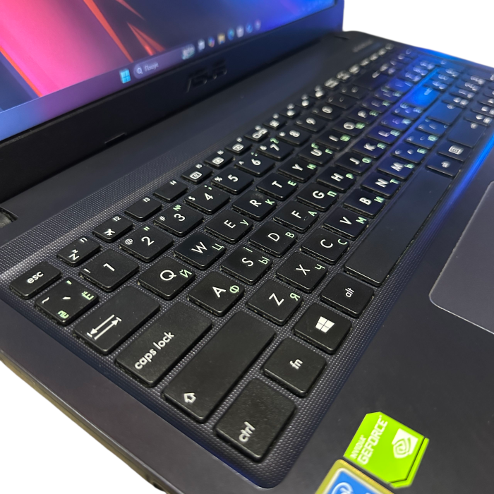 Ноутбук ASUS F543U 4417U/4Gb/256SSD/Nvidia MX110-2Gb Б/В